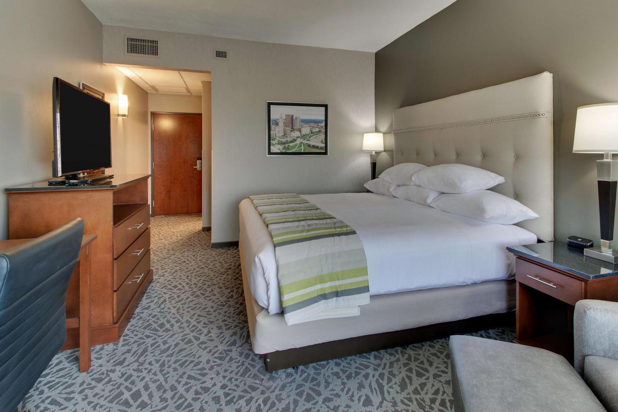 Drury Inn & Suites Cleveland Beachwood Eksteriør bilde