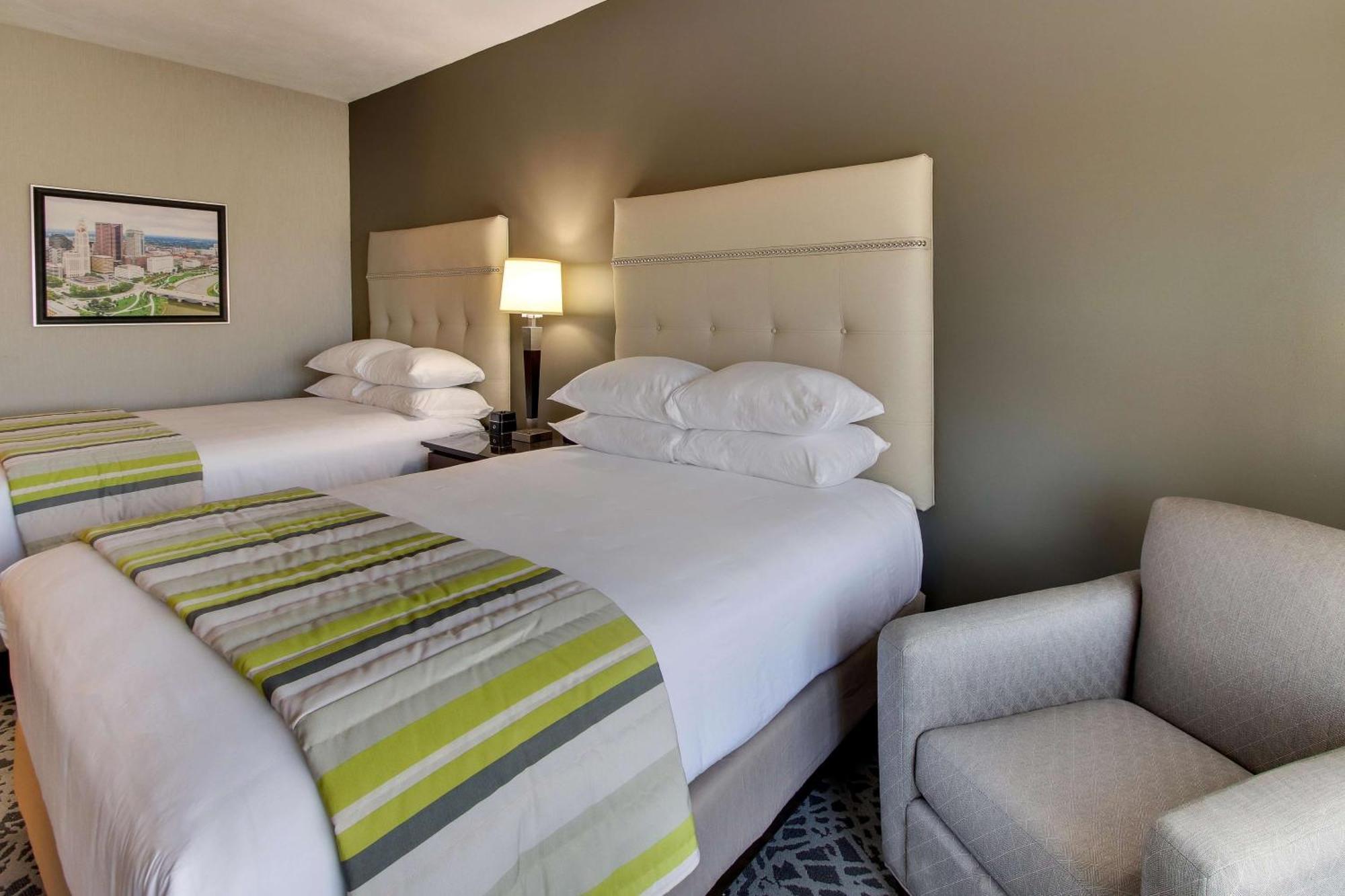 Drury Inn & Suites Cleveland Beachwood Eksteriør bilde