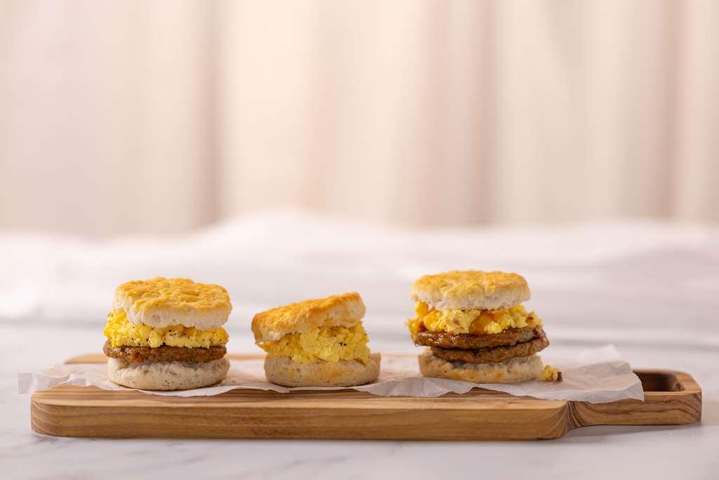 Drury Inn & Suites Cleveland Beachwood Restaurant bilde